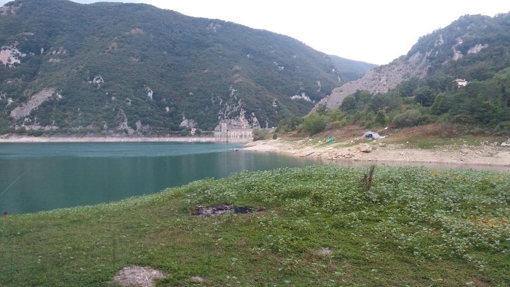 La casetta dei Desideri Poggio Bustone Esterno foto